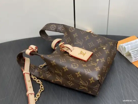 WIS LOUIS BB VUITTON Atlantis 0515